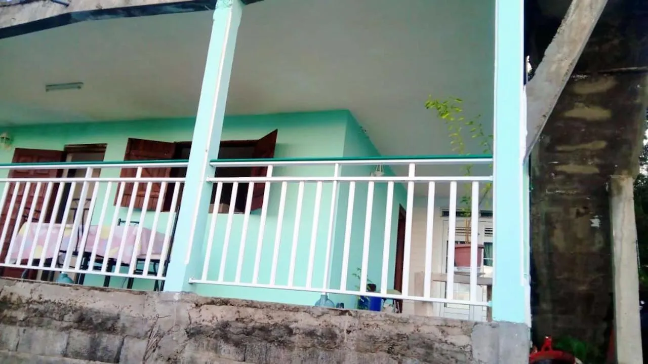Maison Charmante A Deshaies Avec Vue Sur La Mer